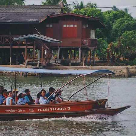 Bansuwan Homestay Amphawa Bagian luar foto