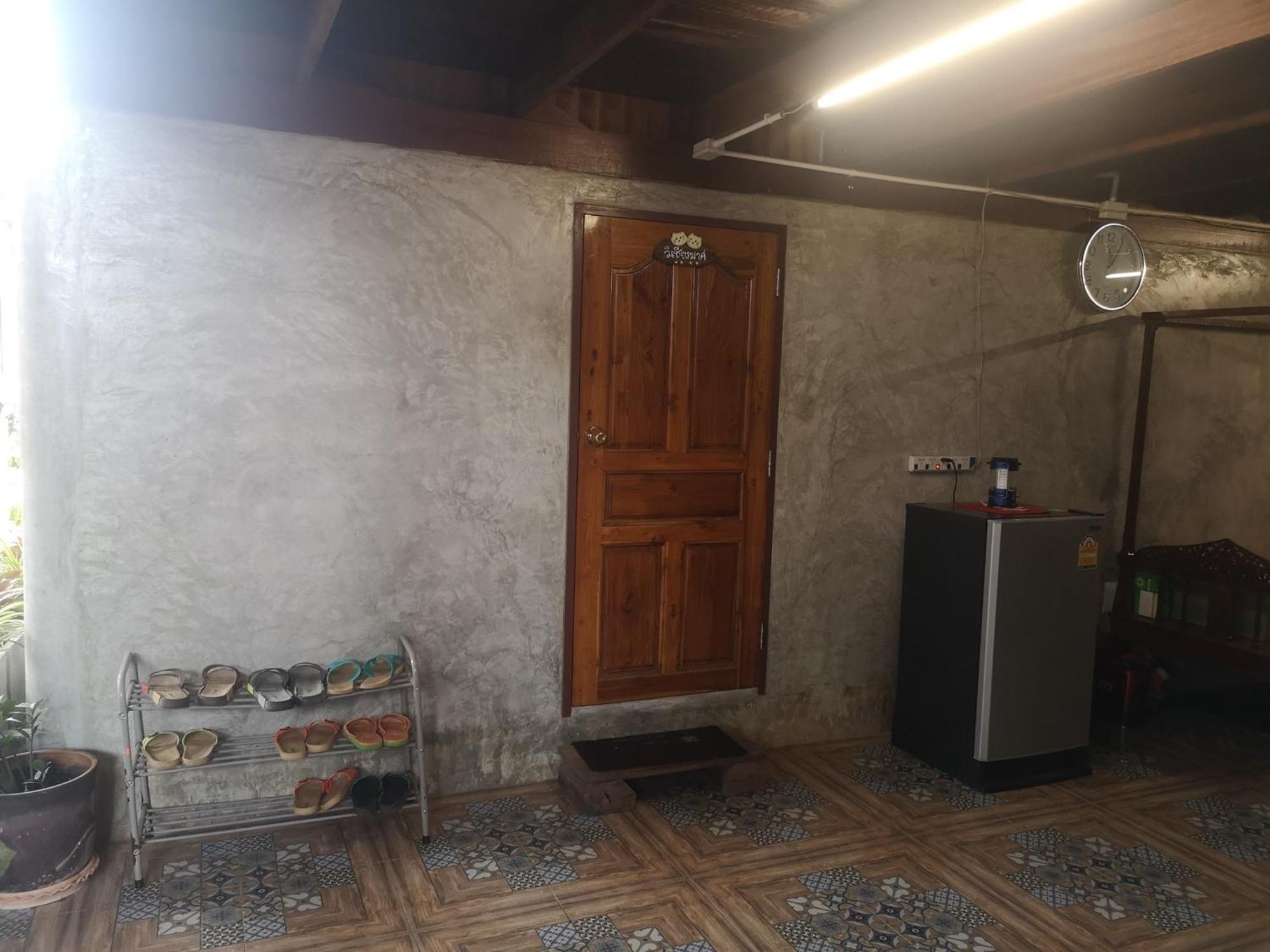 Bansuwan Homestay Amphawa Bagian luar foto