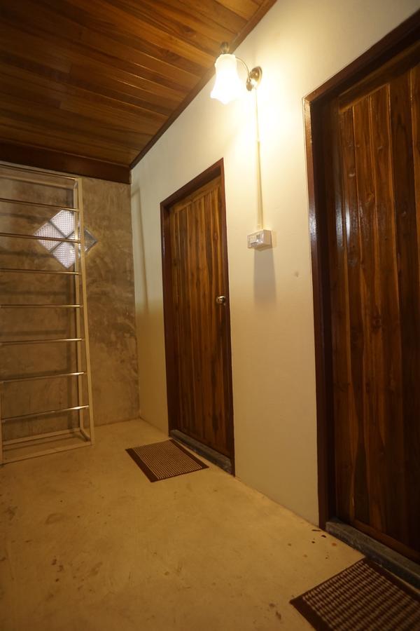 Bansuwan Homestay Amphawa Bagian luar foto