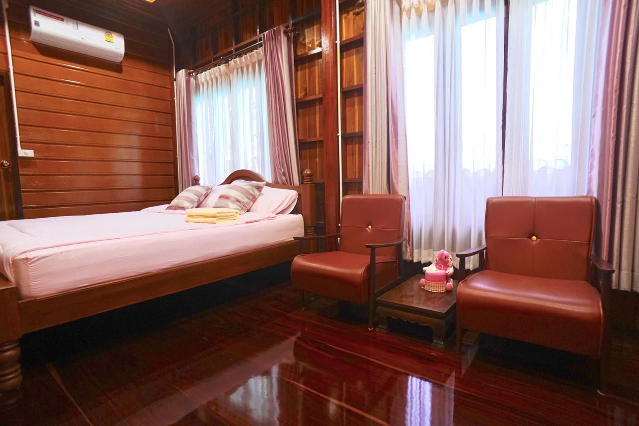 Bansuwan Homestay Amphawa Bagian luar foto