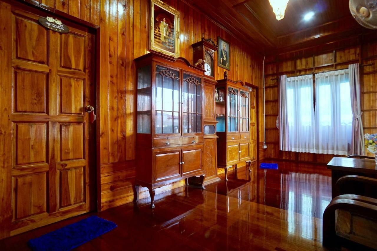 Bansuwan Homestay Amphawa Bagian luar foto